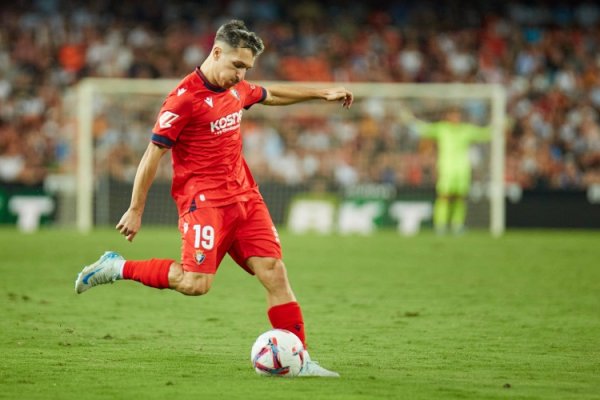 外媒：阿兹努、萨拉戈萨不会过问拜仁季前检会，两东说念主转会正在敲定