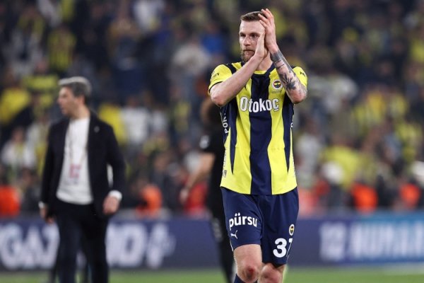 记者：什克里尼亚尔拒却了尤文，将以超廉价加盟费内巴切