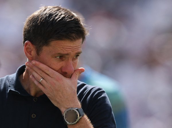 看好吗？记者：阿隆索决定收受双时尚阵型体系