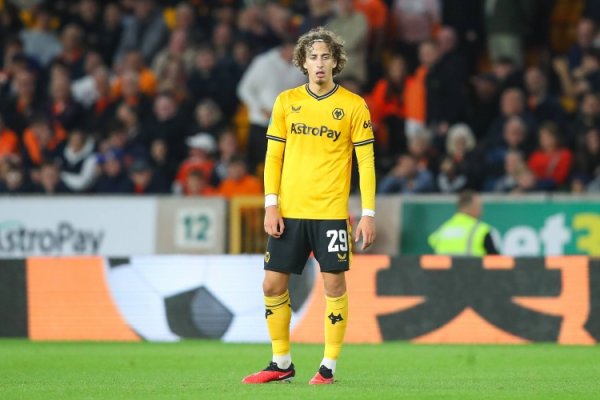 罗体：狼队为法比奥-席尔瓦要价1500万欧，罗马但愿租出+强制买断