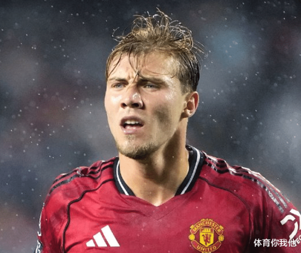 曼联前卫诡计表露! 22岁身价7000万, 德甲2年进27球, 他愿来就买