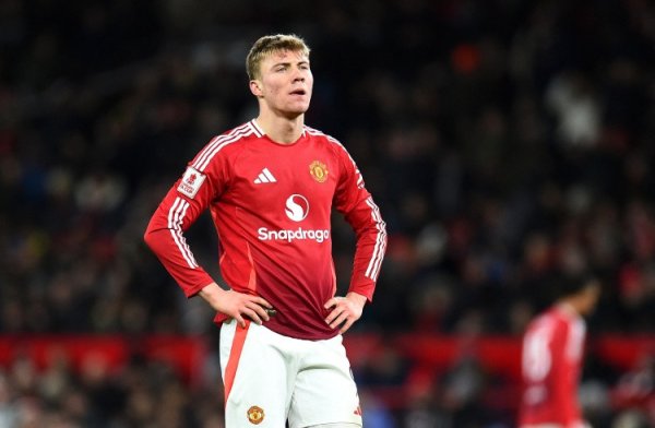 邮报: 富勒姆也特意霍伊伦, 但报价前需要证据球员是否特意愿加盟