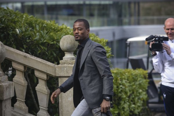 埃弗拉:当今的曼联前一天能让你满怀憧憬,第二天就可能让你心碎