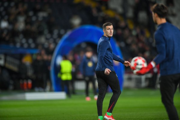 莫雷托:佩尼亚在跟埃尔切磋议,但被外租前需要先跟巴萨完成续约