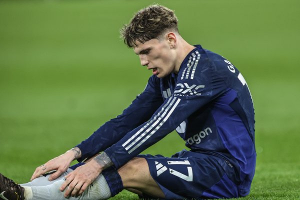 邮报:加纳乔为切尔西停止拜仁邀约,他作念好了枯打入冷宫的准备