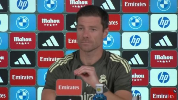 阿隆索：塞巴略斯决定留住 维尼修斯证明了他能在替补席产生影响