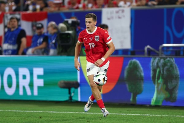 德太空:水晶宫与比利亚雷亚尔争夺鲍姆加特纳,尚未提交负责报价