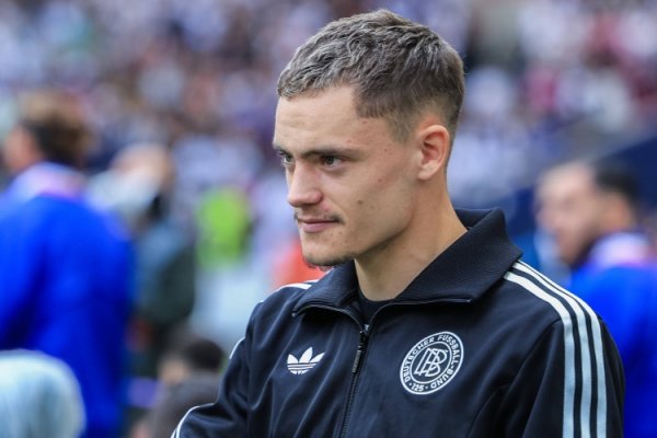 记者：维尔茨在德国队规复了熟习，此前对阿森纳抽筋被换下