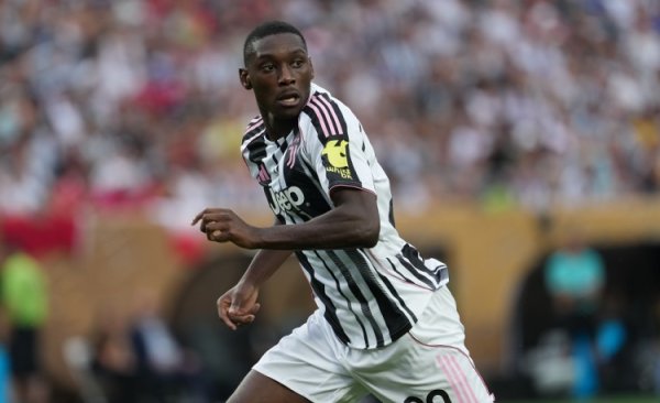 迪马：尤文仍在谈判引进穆阿尼，若往返不顺将斟酌奥蓬达