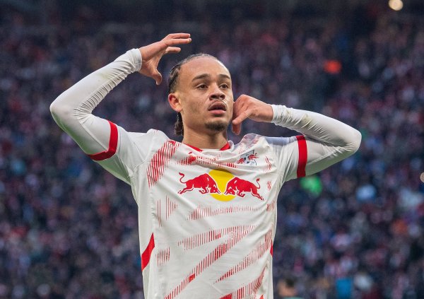 记者：西蒙斯的转会来往行将敲定，但他不会是热刺今夏终末一签