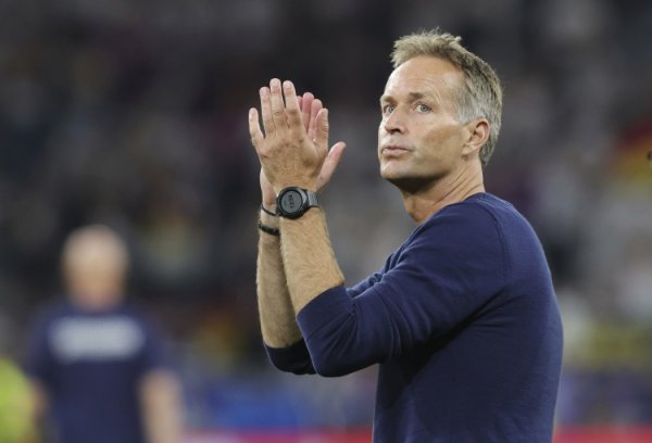 尤尔曼德：抓教勒沃库森我深感运道 对塑造药厂的畴昔充满能源