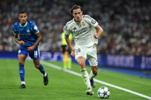 阿斯：凭证统计，卡雷拉斯是五大联赛和欧冠抑制次数最多的边后卫