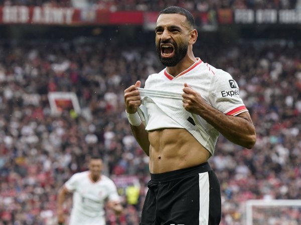 萨拉赫现象低迷引动怒，球迷：他的发达确乎不及以让他每周都首发