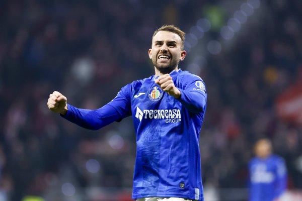 伯仲对决！马卡：国王杯首轮，马约拉尔伯仲将同场竞技正濒临决