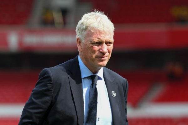 不敌曼城！莫耶斯：我对大部分技巧的进展闲逸，但错过许多契机