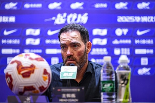 亚泰主帅苏亚雷斯：球队一直受伤病影响，接下来准备好背面的比赛