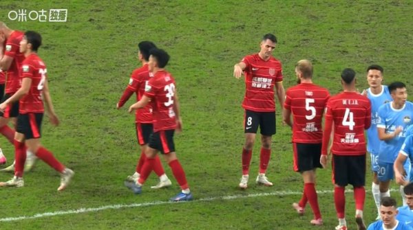 一度2分领跑！蓉城逾期海港4分，提前1轮退出中超冠军争夺！