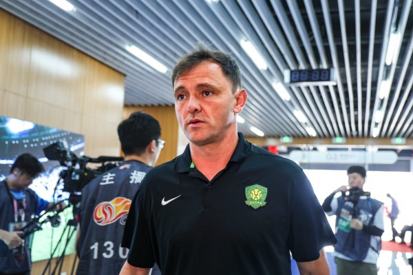 拉米罗：林良铭因伤缺阵，一些球员在压力下康复情状不是很理念念