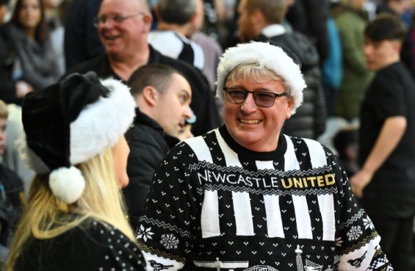 球迷协会炮轰英超：节礼日就一场曼联vs纽卡，赛程安排舛讹！