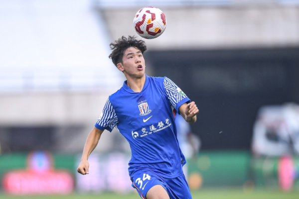 刘诚宇：和新疆队抗争蛮劳苦 更多中超出场带来自信心的提高