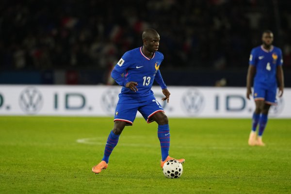 队报：34岁坎特回来法国队后发达出色，但是能否踢天下杯仍未知