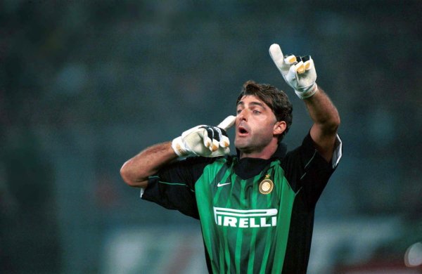 帕柳卡：弗格森曾念念签我，但大罗是我生计见过最强球员我不念念走