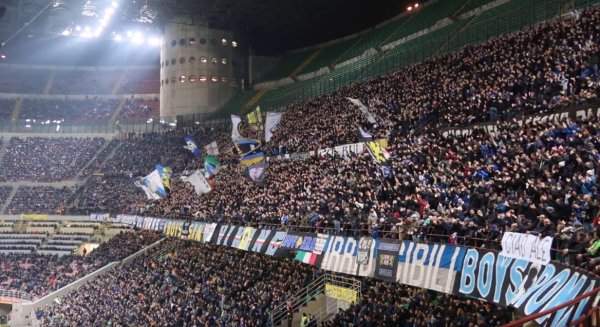 米体：本轮米兰德比的球票收入向上800万欧元，将创造意甲新记录