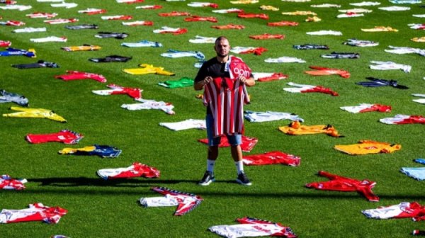 隧说念的爱好！摩纳哥球迷储藏俱乐部球衣多达1146件创记载