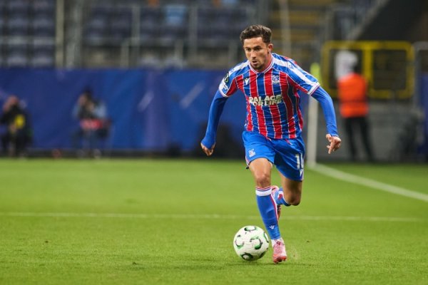 鲁尼：注意球员很难盯防皮诺，他展示出了天资和出色的传球能干